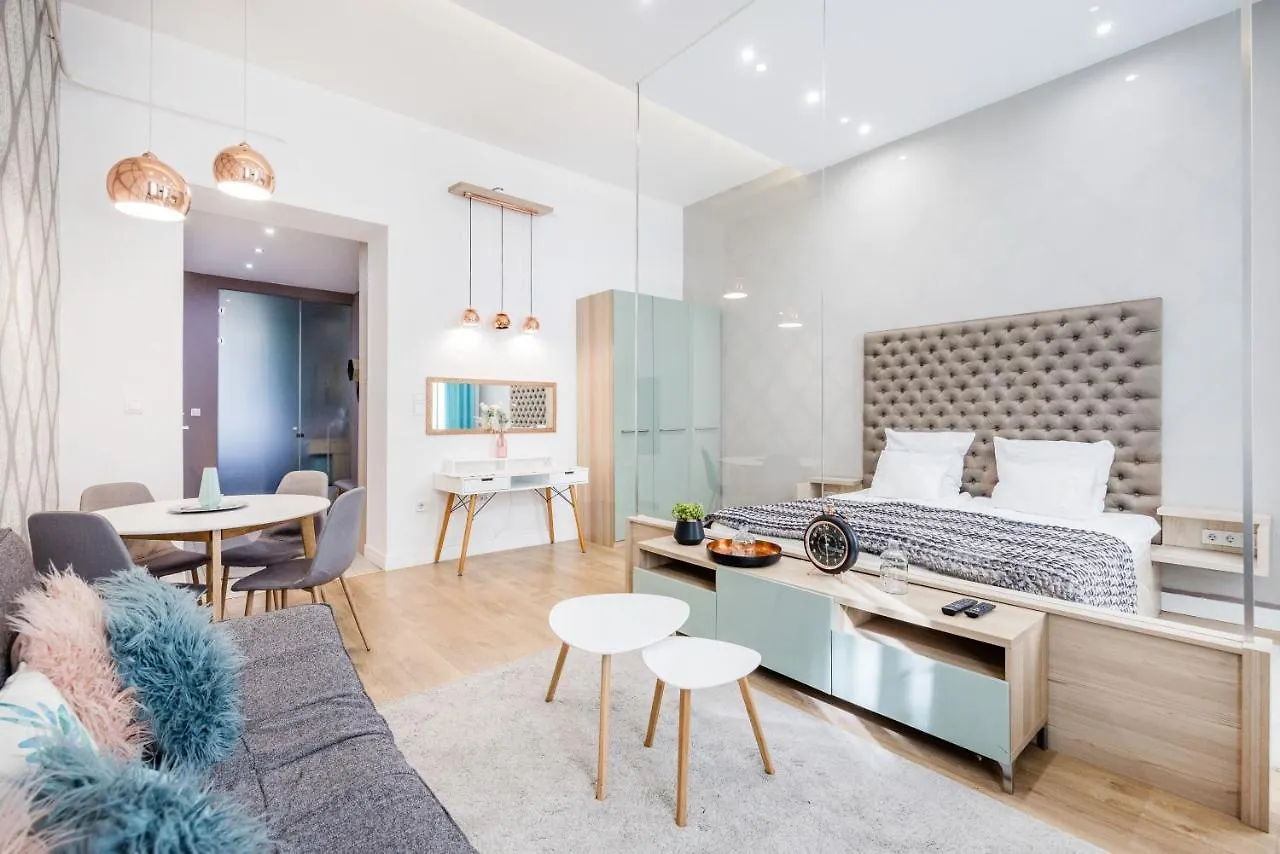 Designer Studio In The Heart Of Budapest Apartment