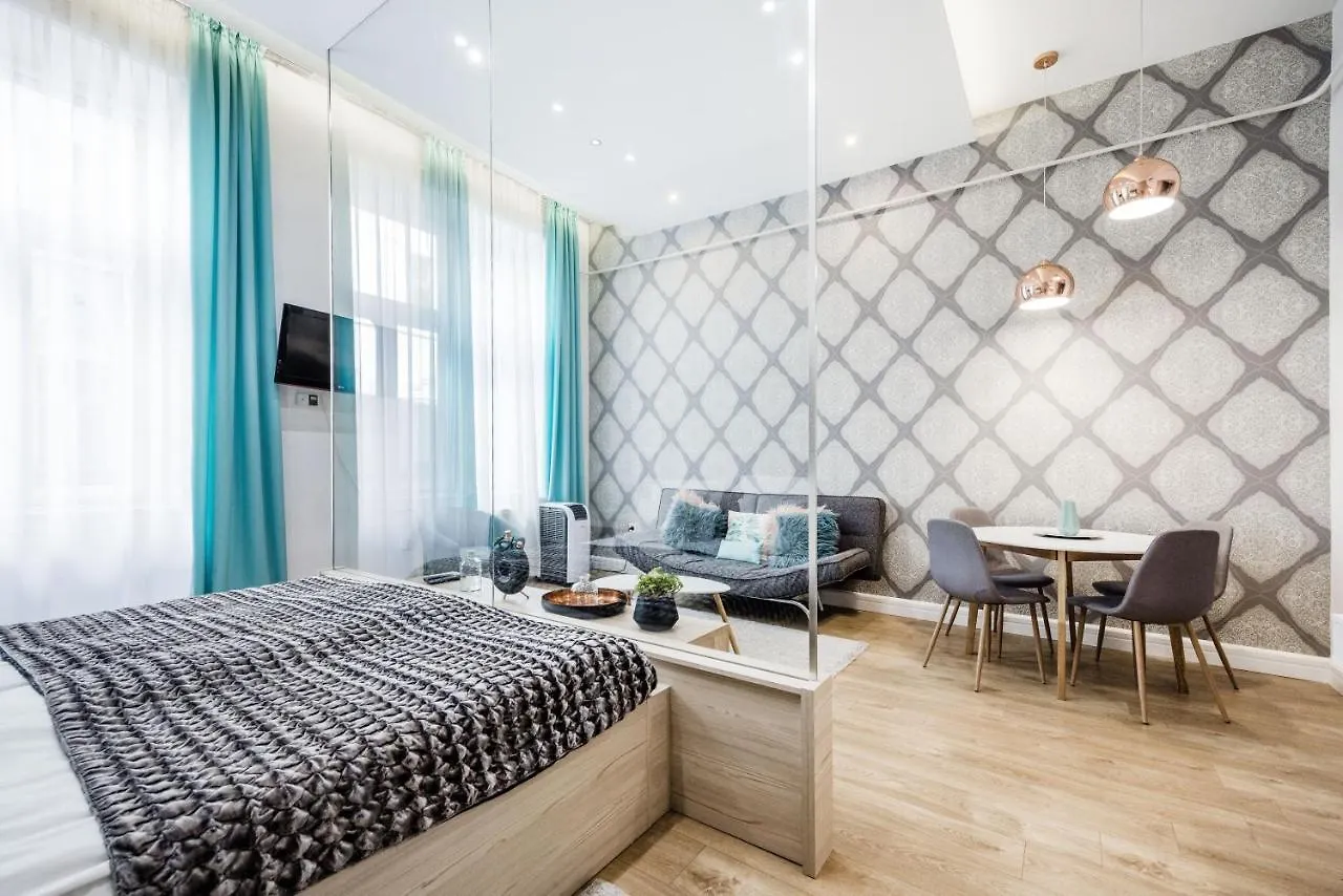 Apartment Designer Studio In The Heart Of Budapest